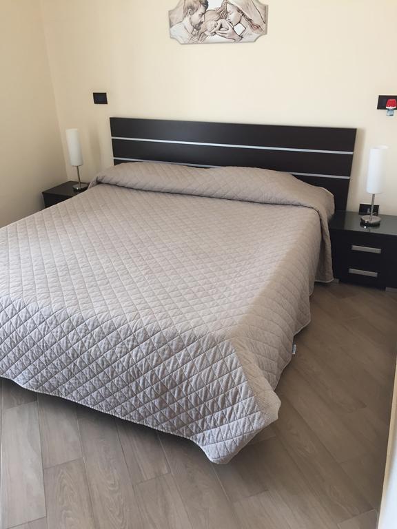 포르토 엠페도클레 Costa Del Sol B&B 외부 사진