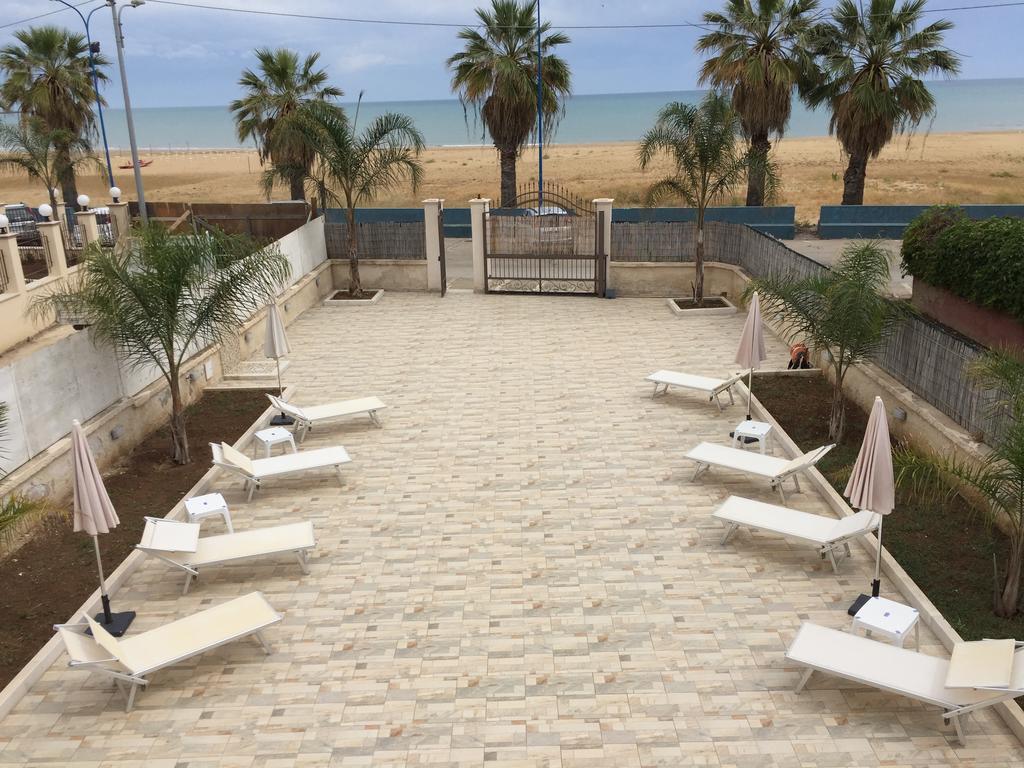 포르토 엠페도클레 Costa Del Sol B&B 외부 사진